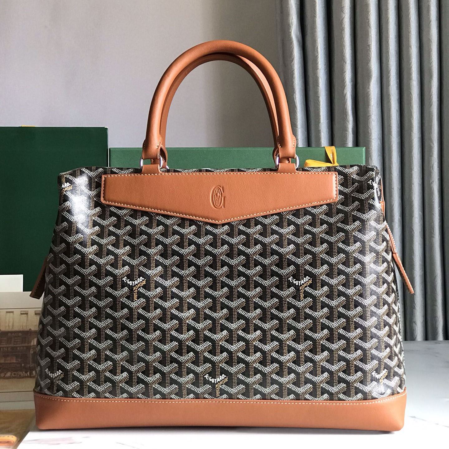 Go*ard top handle bags